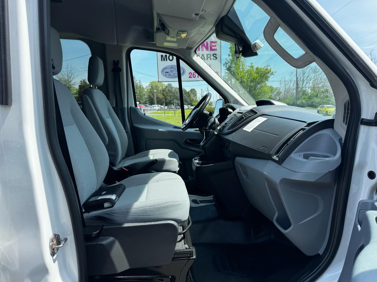 Ford Transit Wagon T-350 148" Med Roof XLT Sliding RH Dr 2017