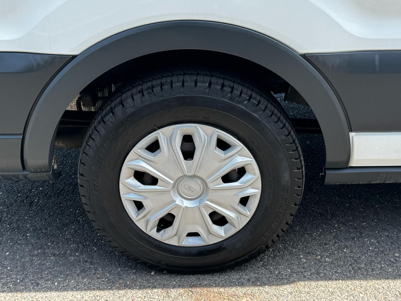 Ford Transit Wagon T-350 148" Med Roof XLT Sliding RH Dr 2017