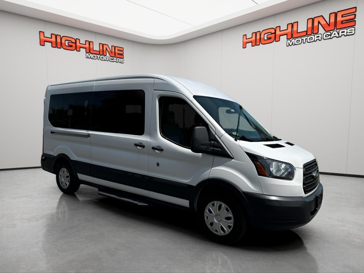 Ford Transit Wagon T-350 148" Med Roof XLT Sliding RH Dr 2017