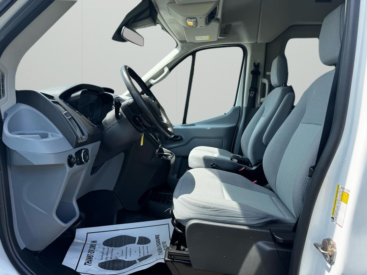 Ford Transit Wagon T-350 148" Med Roof XLT Sliding RH Dr 2017