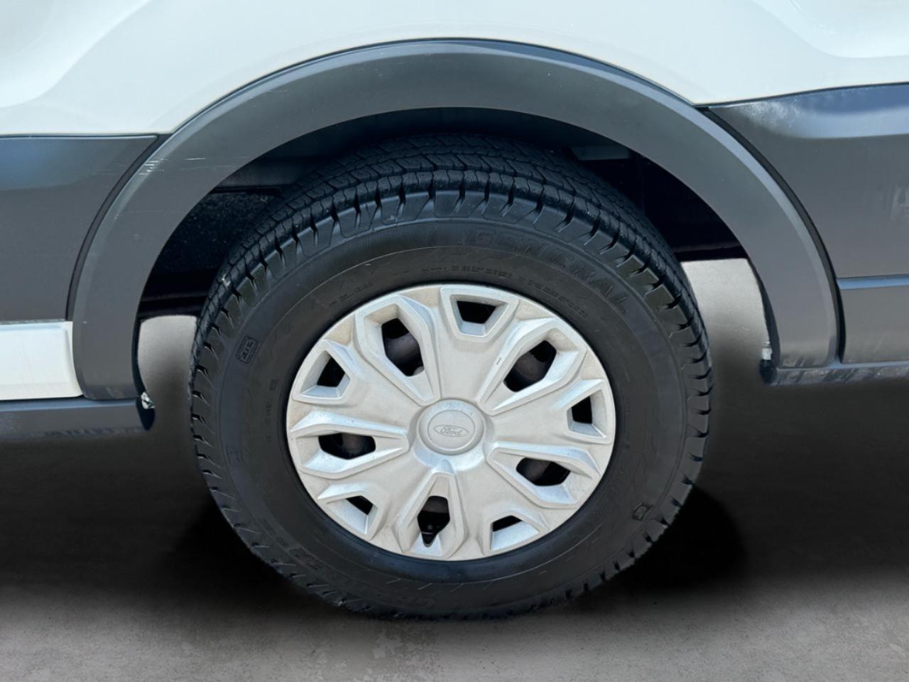 Ford Transit Wagon T-350 148" Med Roof XLT Sliding RH Dr 2017