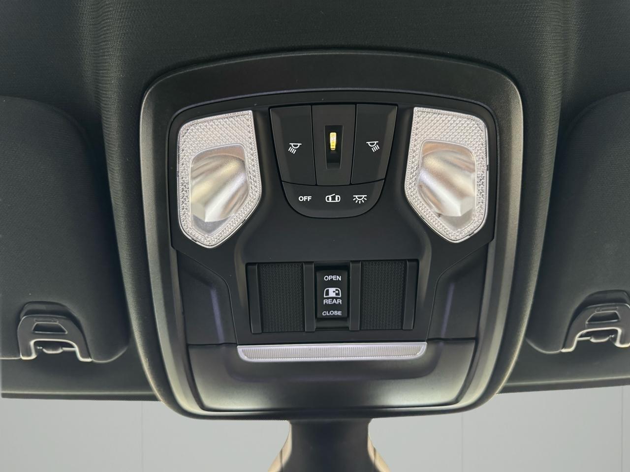 RAM 2500 Power Wagon 4x4 Crew Cab 6'4" Box 2022