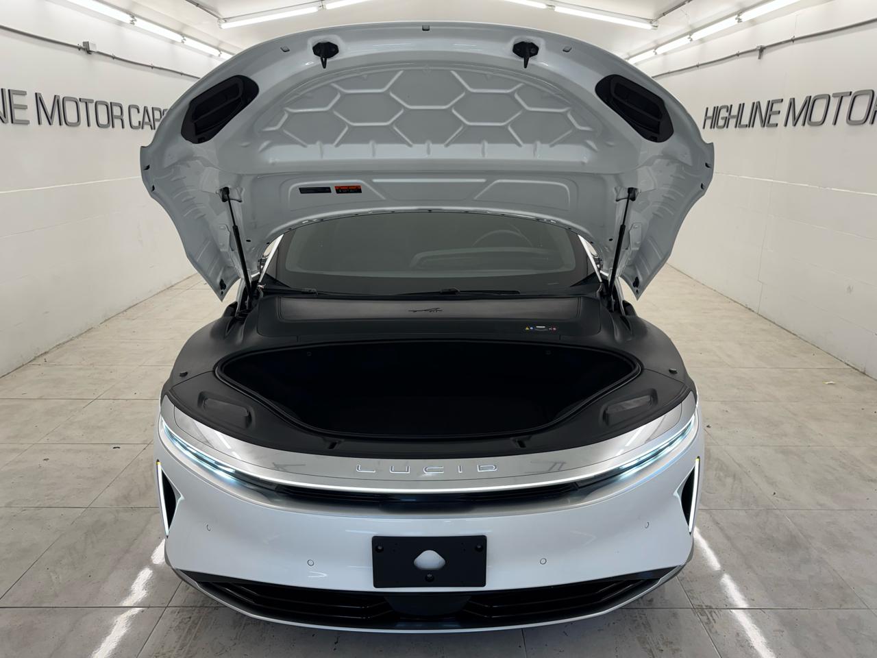 Lucid Air Pure AWD 2023