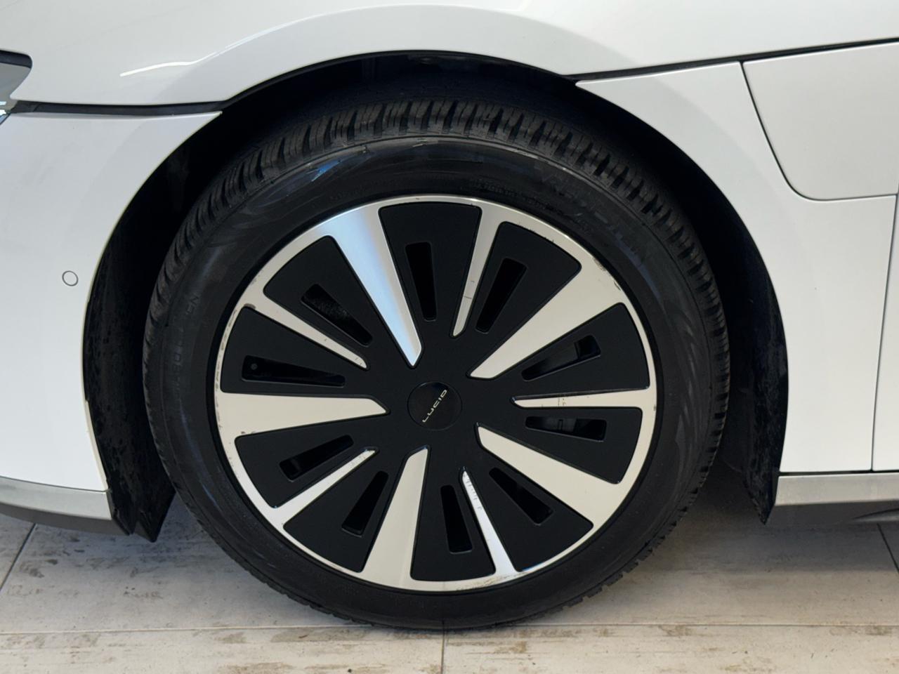 Lucid Air Pure AWD 2023