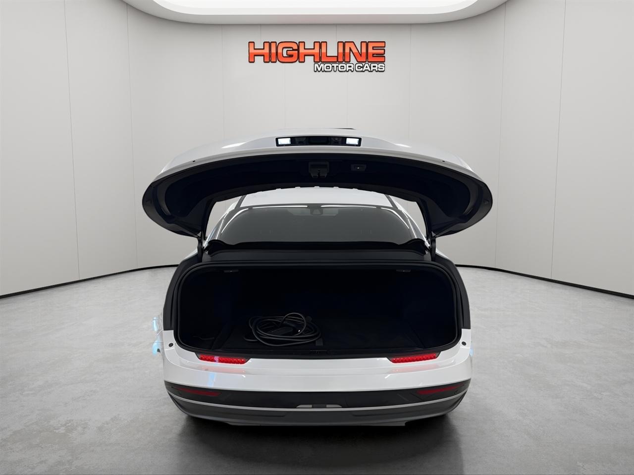 Lucid Air Pure AWD 2023