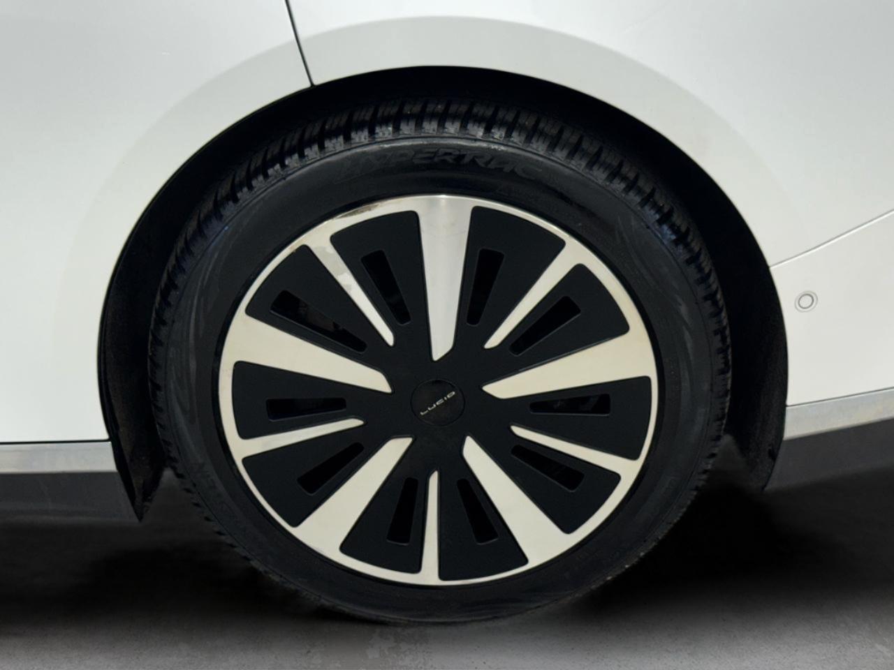 Lucid Air Pure AWD 2023