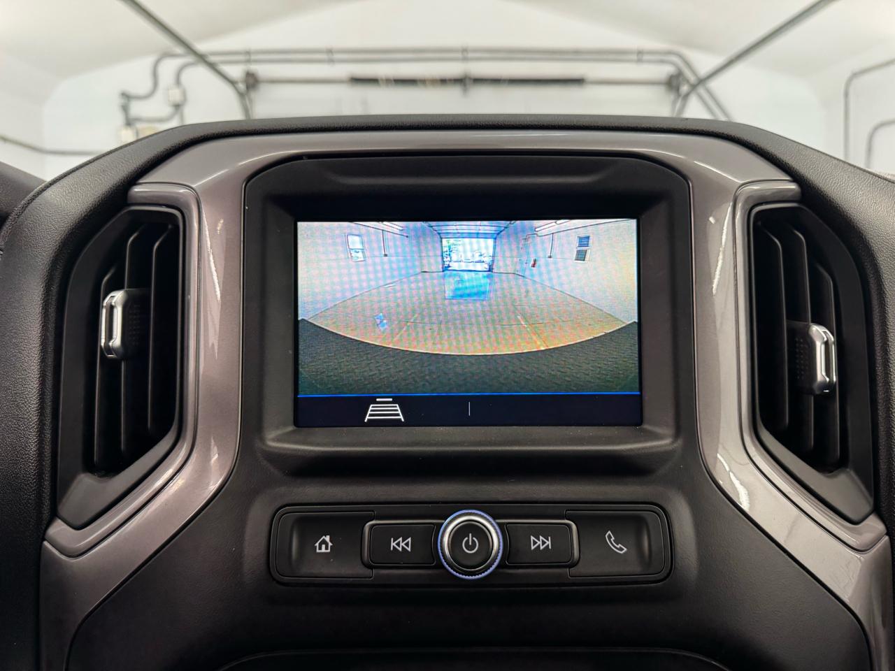 Chevrolet Silverado 2500HD 2WD Reg Cab 142" Work Truck 2022