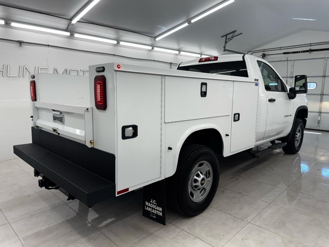 Chevrolet Silverado 2500HD 2WD Reg Cab 142" Work Truck 2022