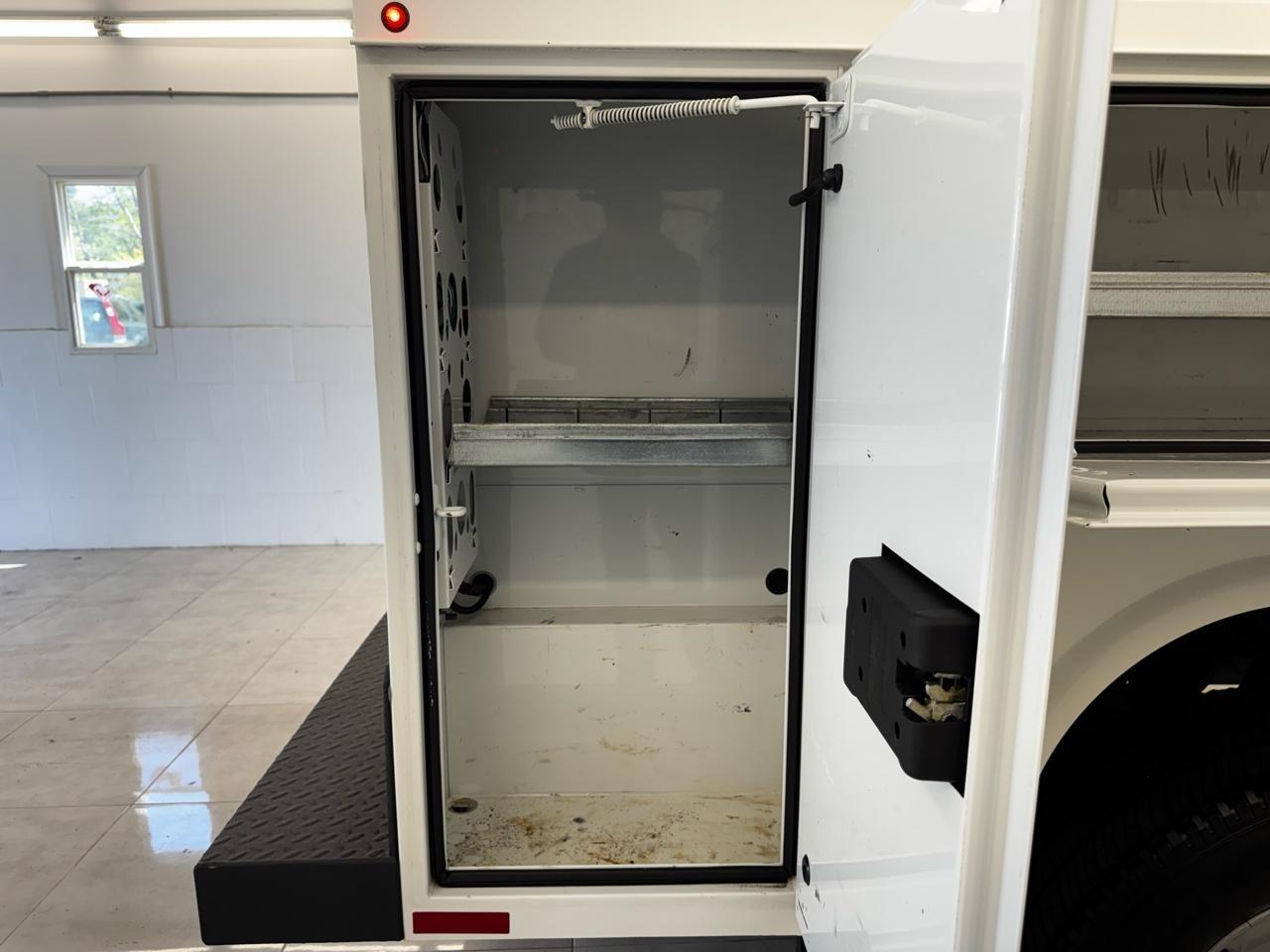 Chevrolet Silverado 2500HD 2WD Reg Cab 142" Work Truck 2022