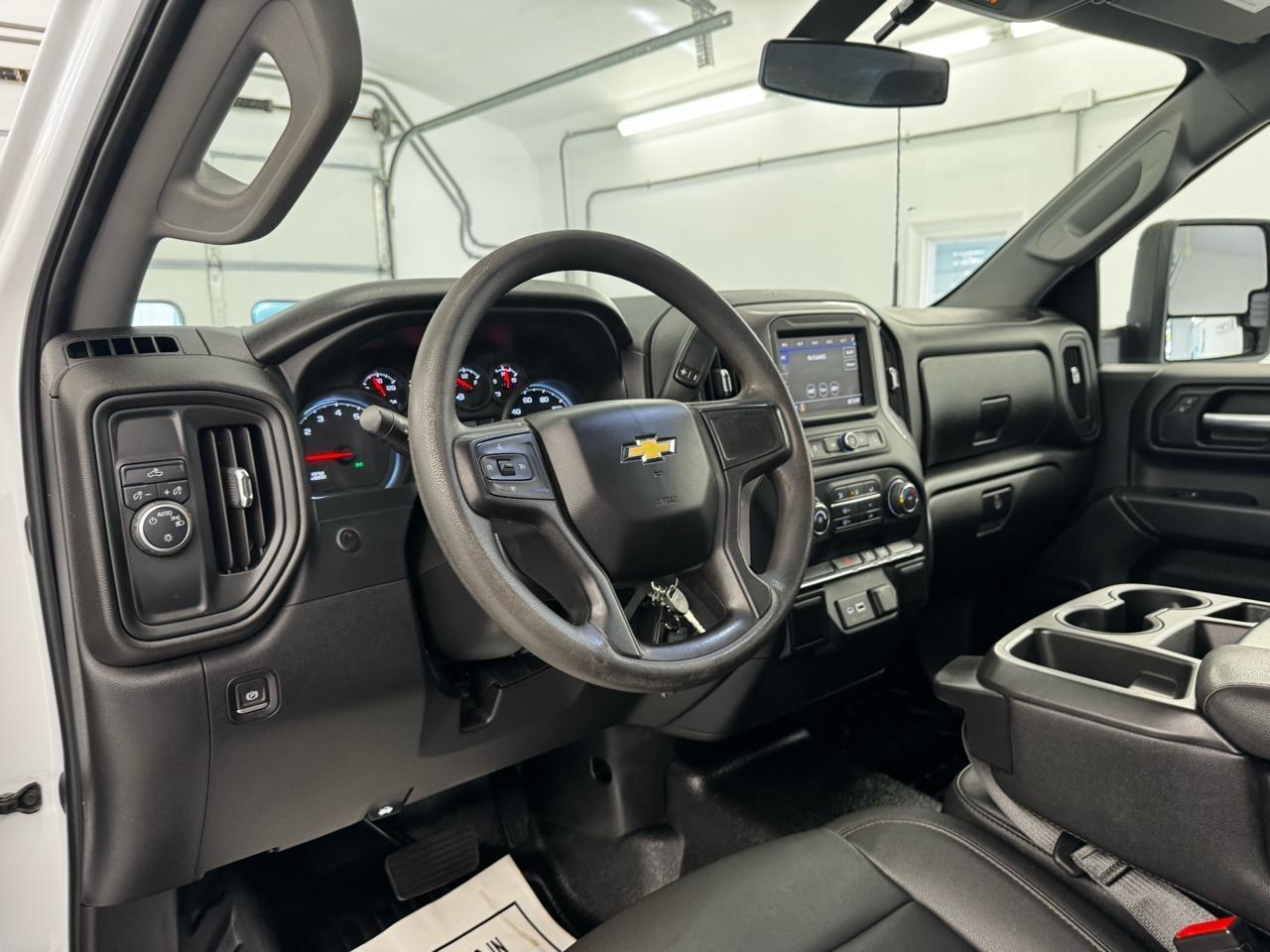 Chevrolet Silverado 2500HD 2WD Reg Cab 142" Work Truck 2022