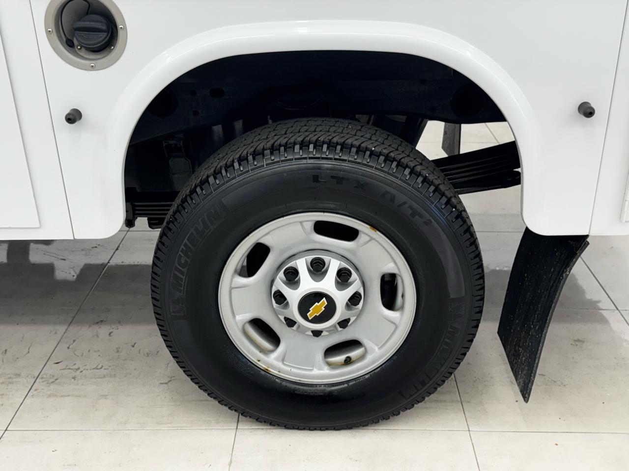 Chevrolet Silverado 2500HD 2WD Reg Cab 142" Work Truck 2022