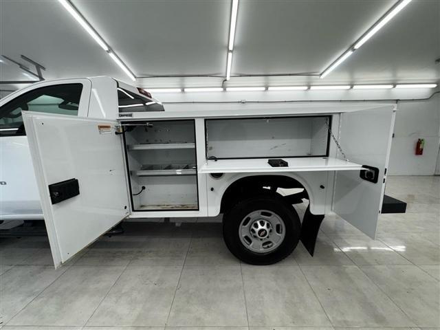 Chevrolet Silverado 2500HD 4WD Reg Cab 142" Work Truck 2022