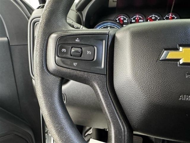 Chevrolet Silverado 2500HD 4WD Reg Cab 142" Work Truck 2022
