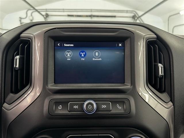 Chevrolet Silverado 2500HD 4WD Reg Cab 142" Work Truck 2022