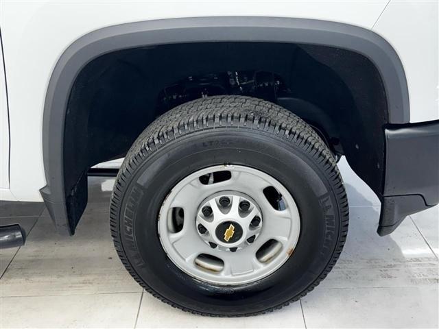 Chevrolet Silverado 2500HD 4WD Reg Cab 142" Work Truck 2022
