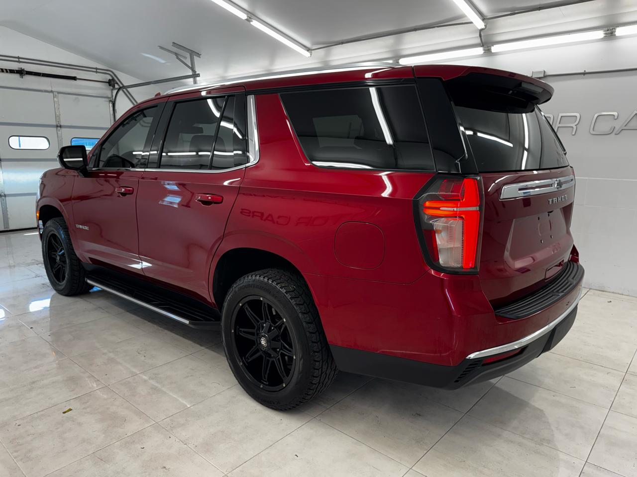 Chevrolet Tahoe 4WD 4dr LT 2021