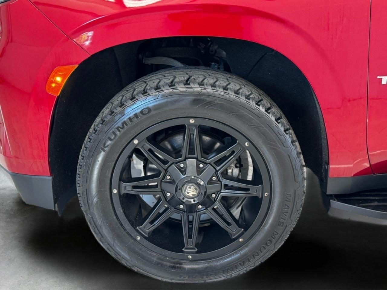 Chevrolet Tahoe 4WD 4dr LT 2021