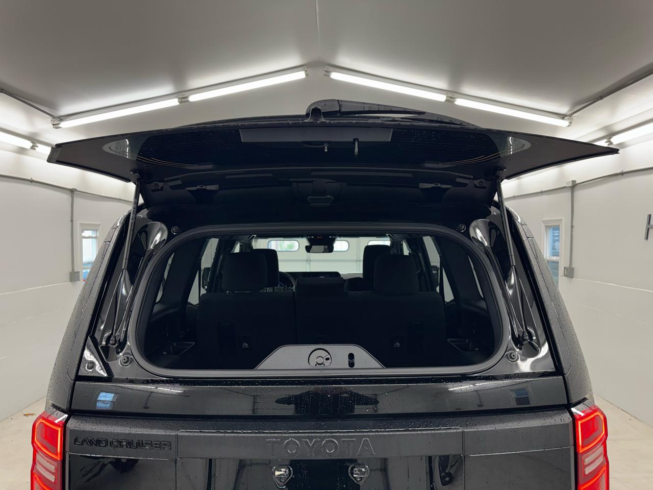 Toyota Land Cruiser 1958 4WD (Natl) 2025