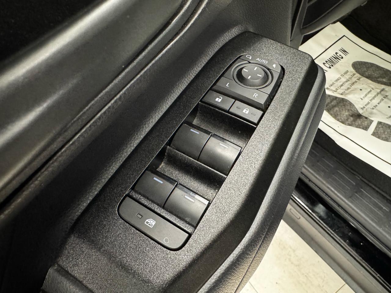 Toyota Land Cruiser 1958 4WD (Natl) 2025