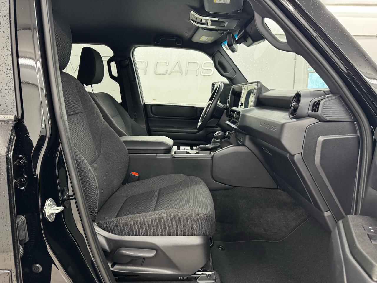 Toyota Land Cruiser 1958 4WD (Natl) 2025