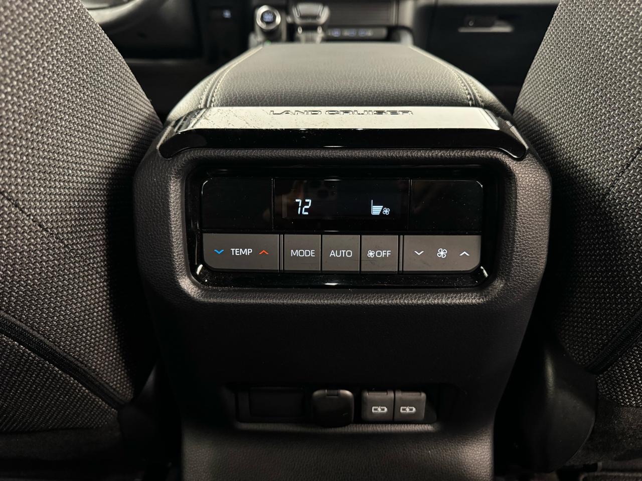 Toyota Land Cruiser 1958 4WD (Natl) 2025