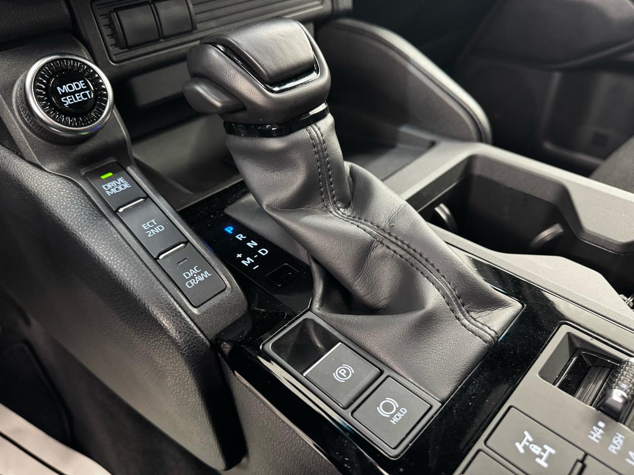 Toyota Land Cruiser 1958 4WD (Natl) 2025