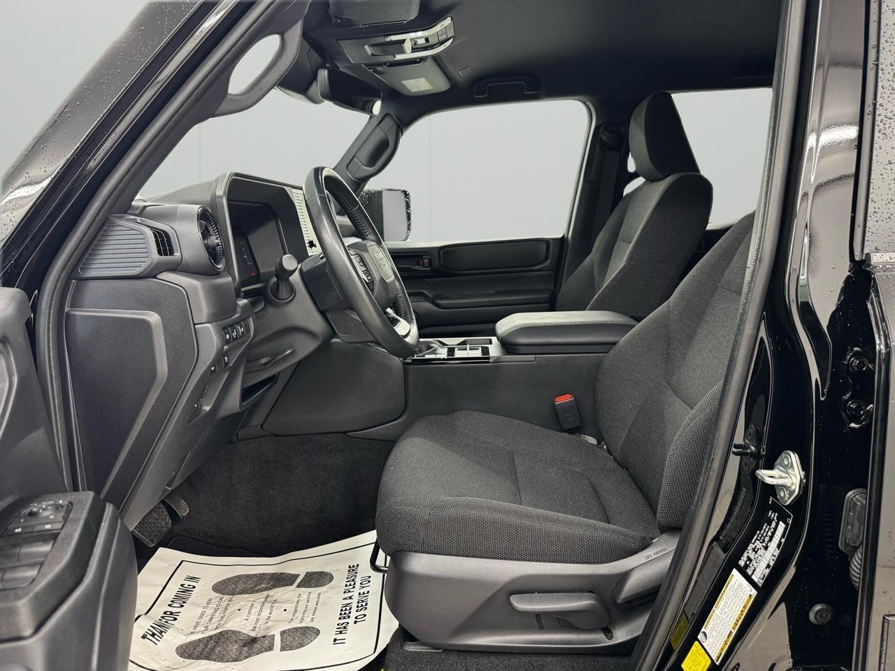 Toyota Land Cruiser 1958 4WD (Natl) 2025