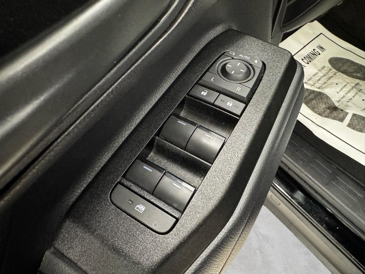 Toyota Land Cruiser 1958 4WD (Natl) 2025