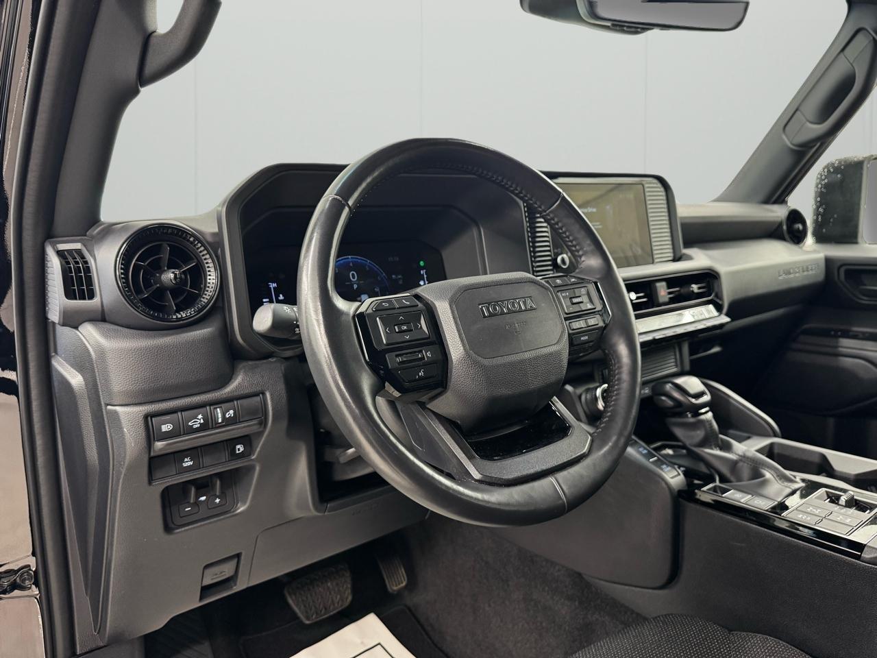 Toyota Land Cruiser 1958 4WD (Natl) 2025