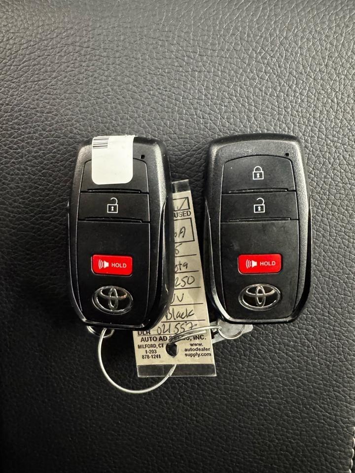 Toyota Land Cruiser 1958 4WD (Natl) 2025