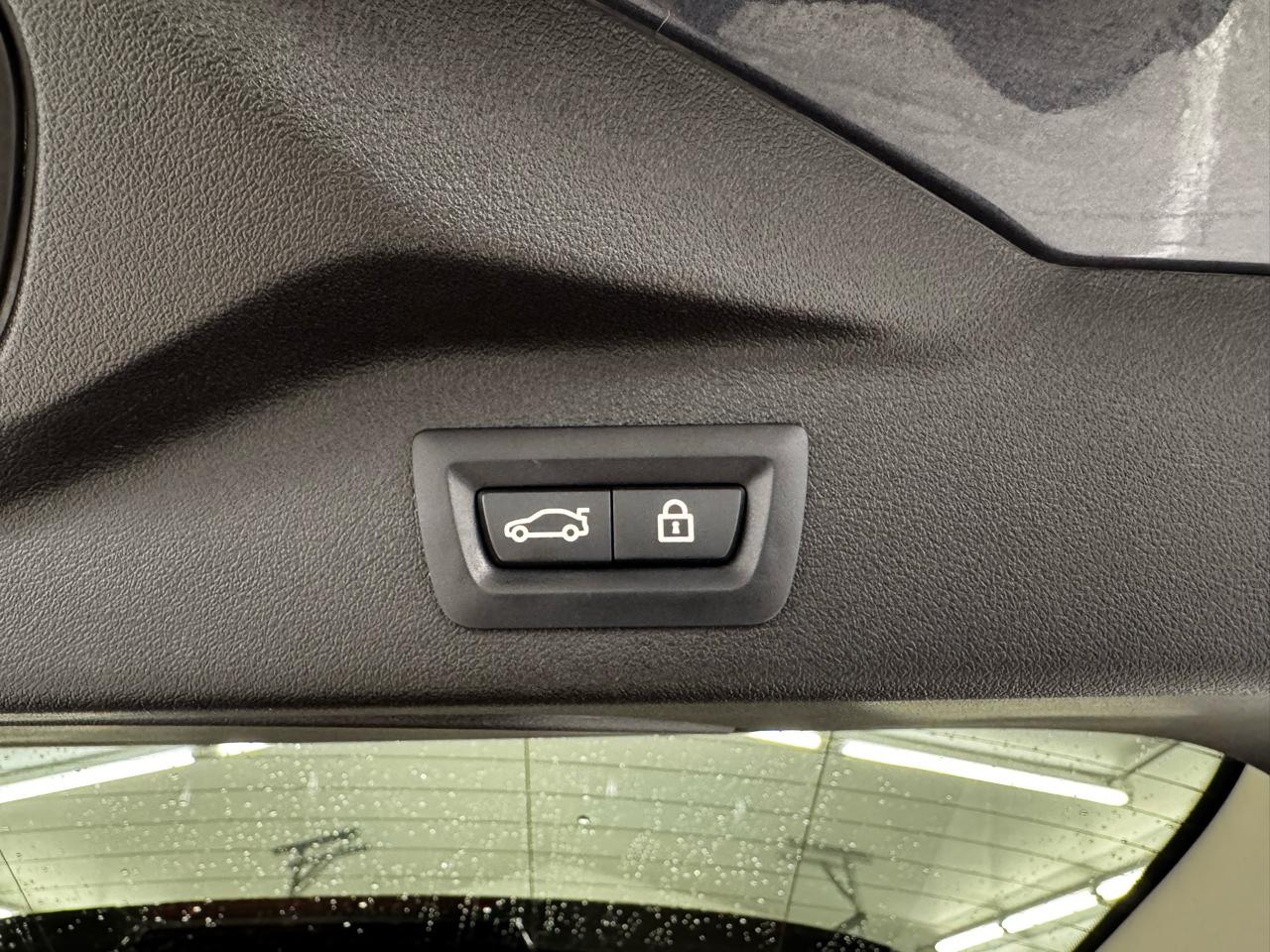 BMW X7 xDrive40i Sports Activity Vehicle 2021