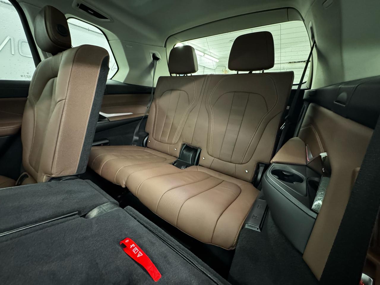 BMW X7 xDrive40i Sports Activity Vehicle 2021