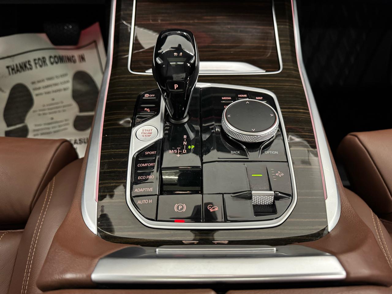 BMW X7 xDrive40i Sports Activity Vehicle 2021