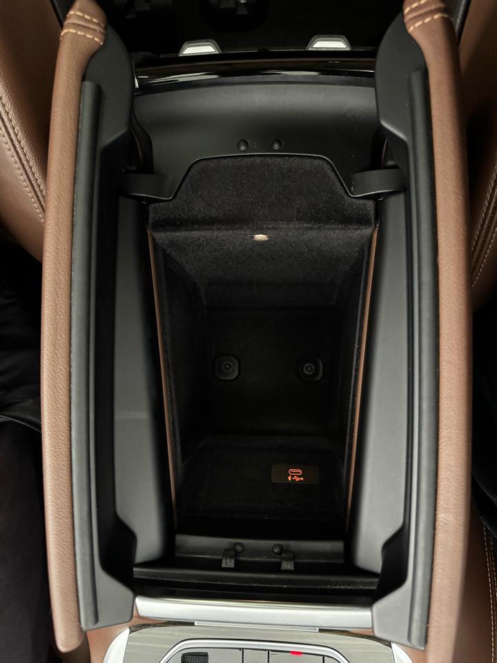 BMW X7 xDrive40i Sports Activity Vehicle 2021