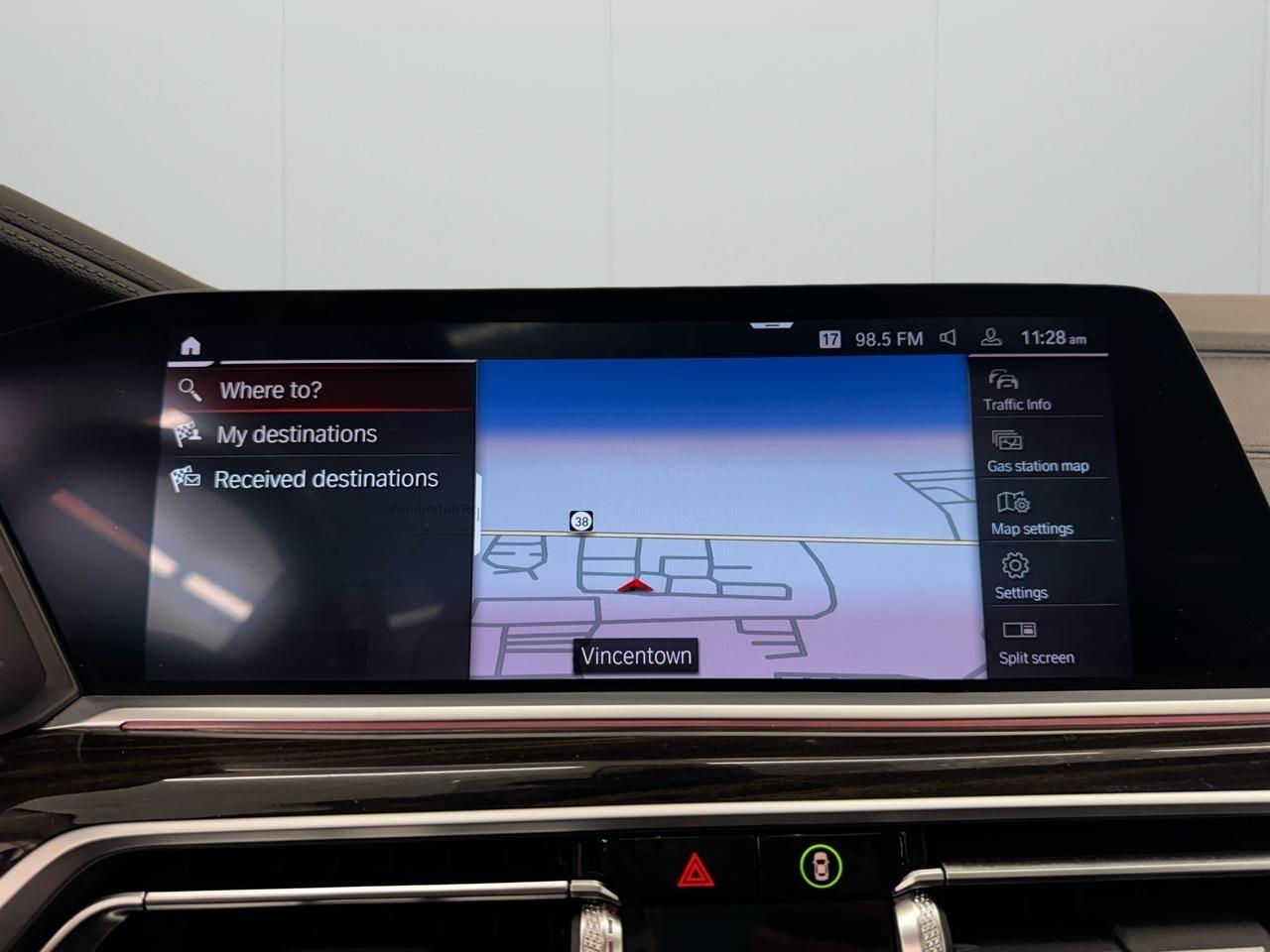 BMW X7 xDrive40i Sports Activity Vehicle 2021