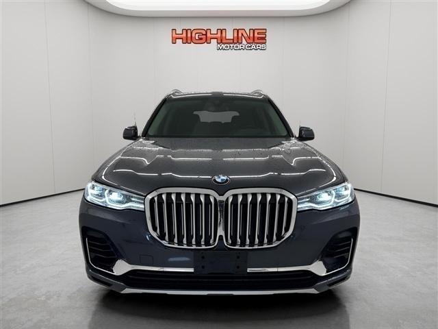 BMW X7 xDrive40i Sports Activity Vehicle 2021