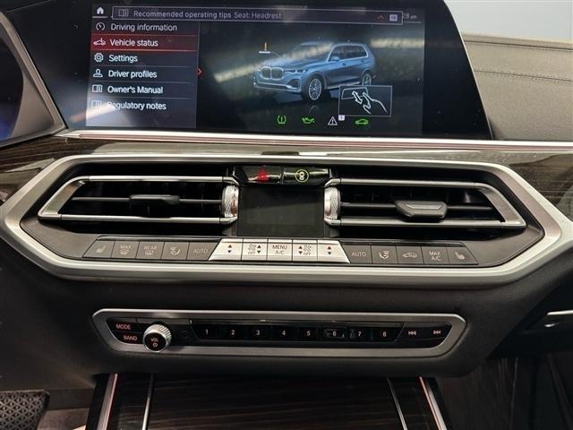 BMW X7 xDrive40i Sports Activity Vehicle 2021