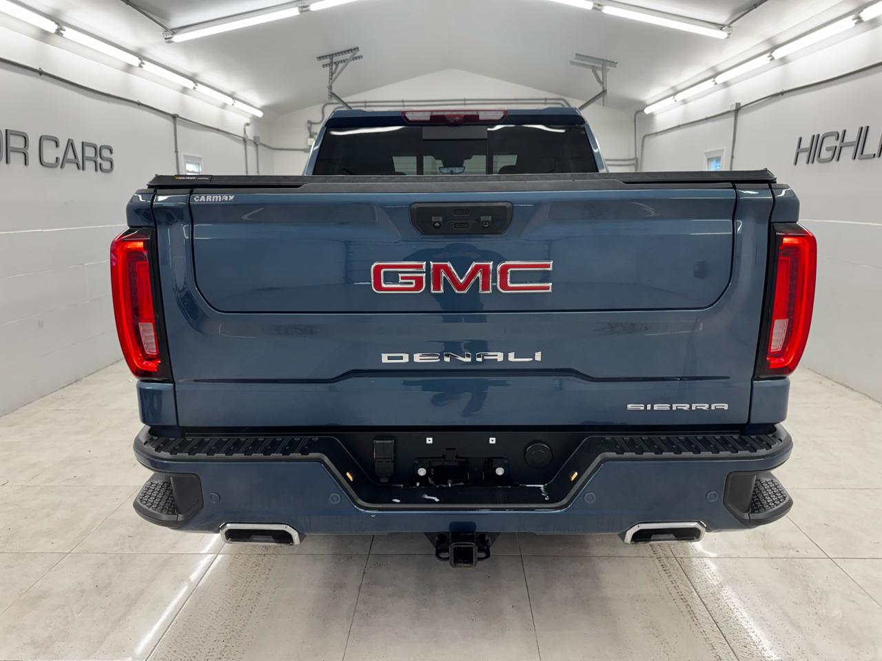 GMC Sierra 1500 4WD Crew Cab 147" Denali 2024