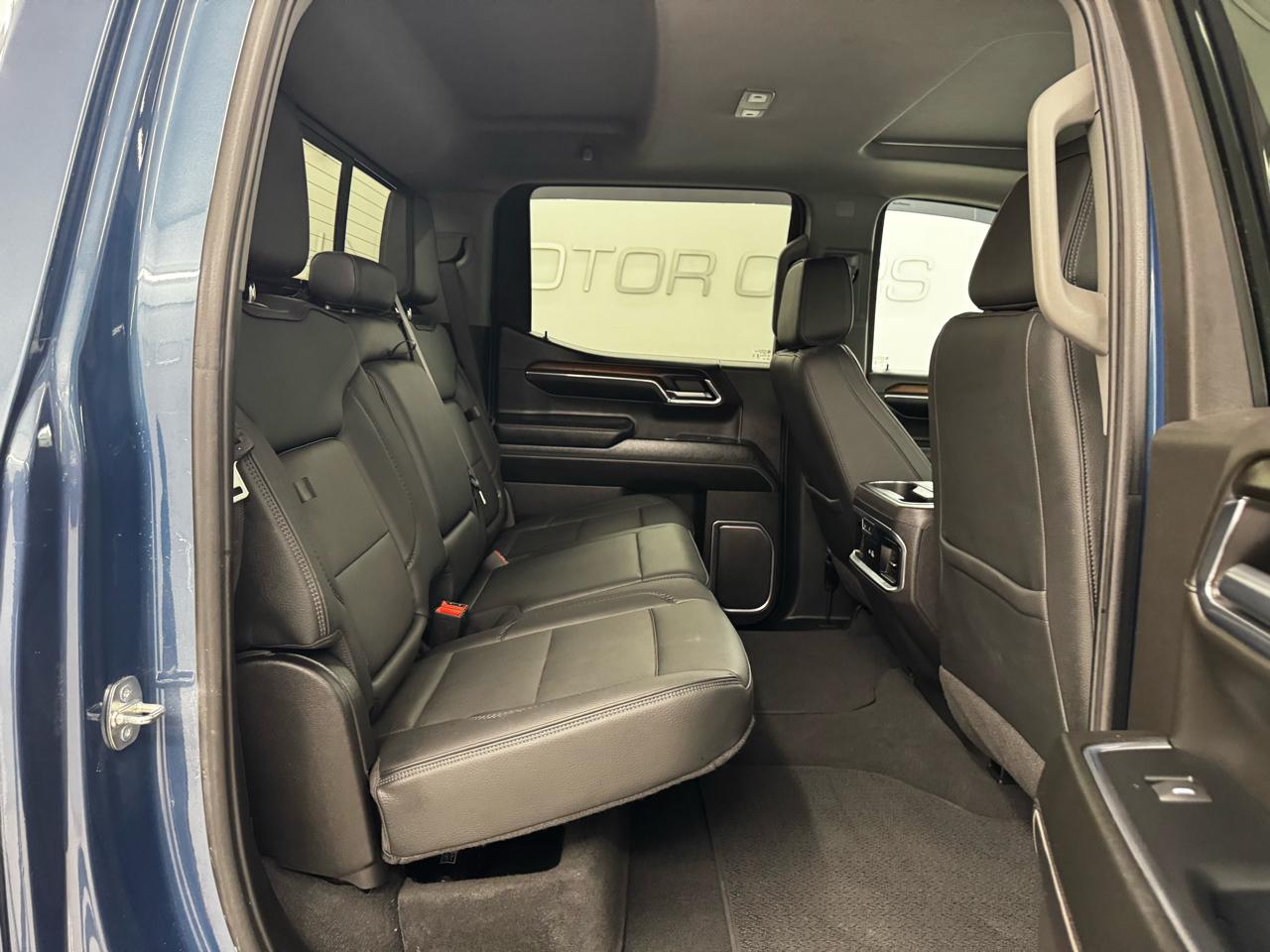 GMC Sierra 1500 4WD Crew Cab 147" Denali 2024