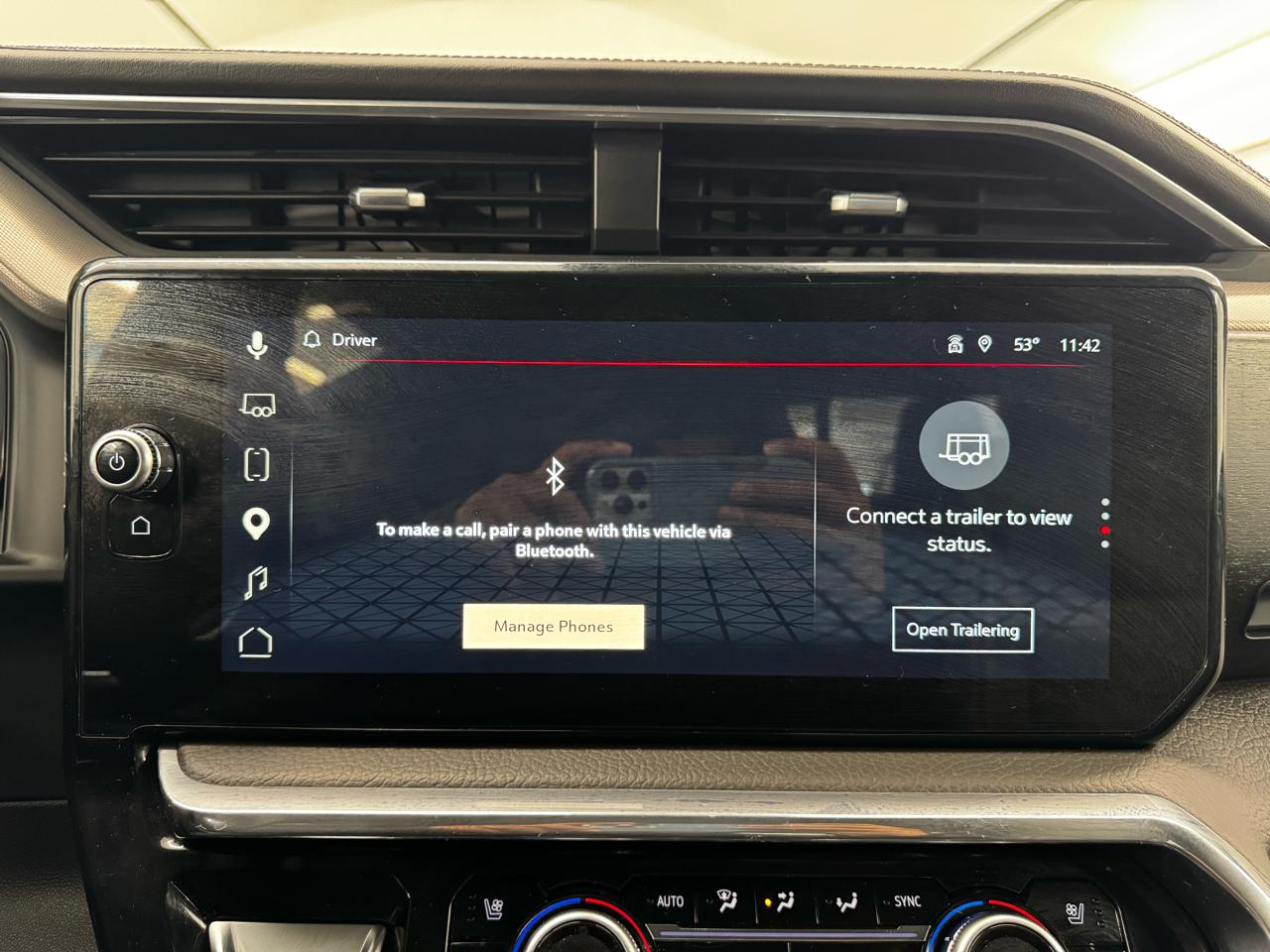 GMC Sierra 1500 4WD Crew Cab 147" Denali 2024