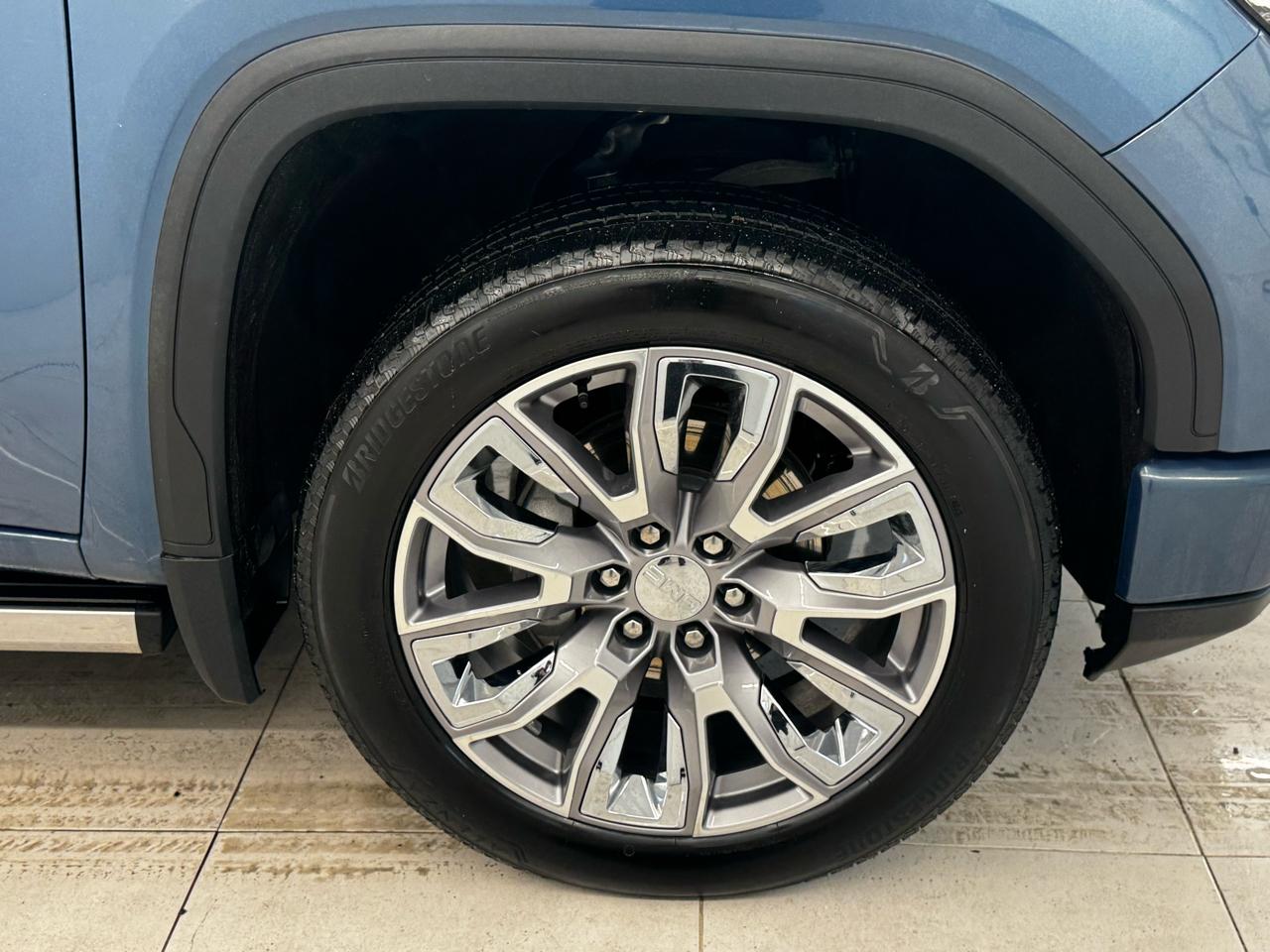 GMC Sierra 1500 4WD Crew Cab 147" Denali 2024