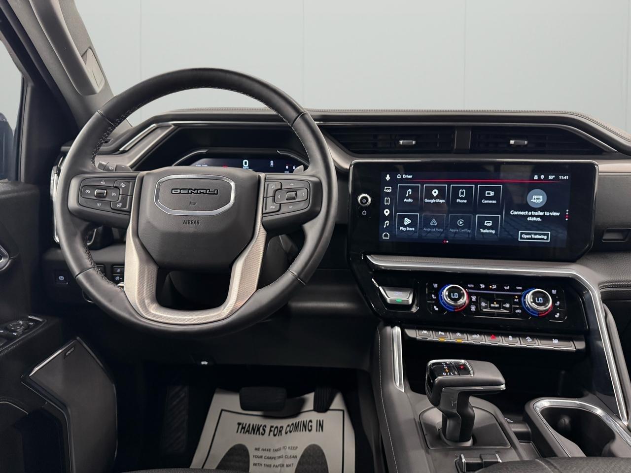 GMC Sierra 1500 4WD Crew Cab 147" Denali 2024