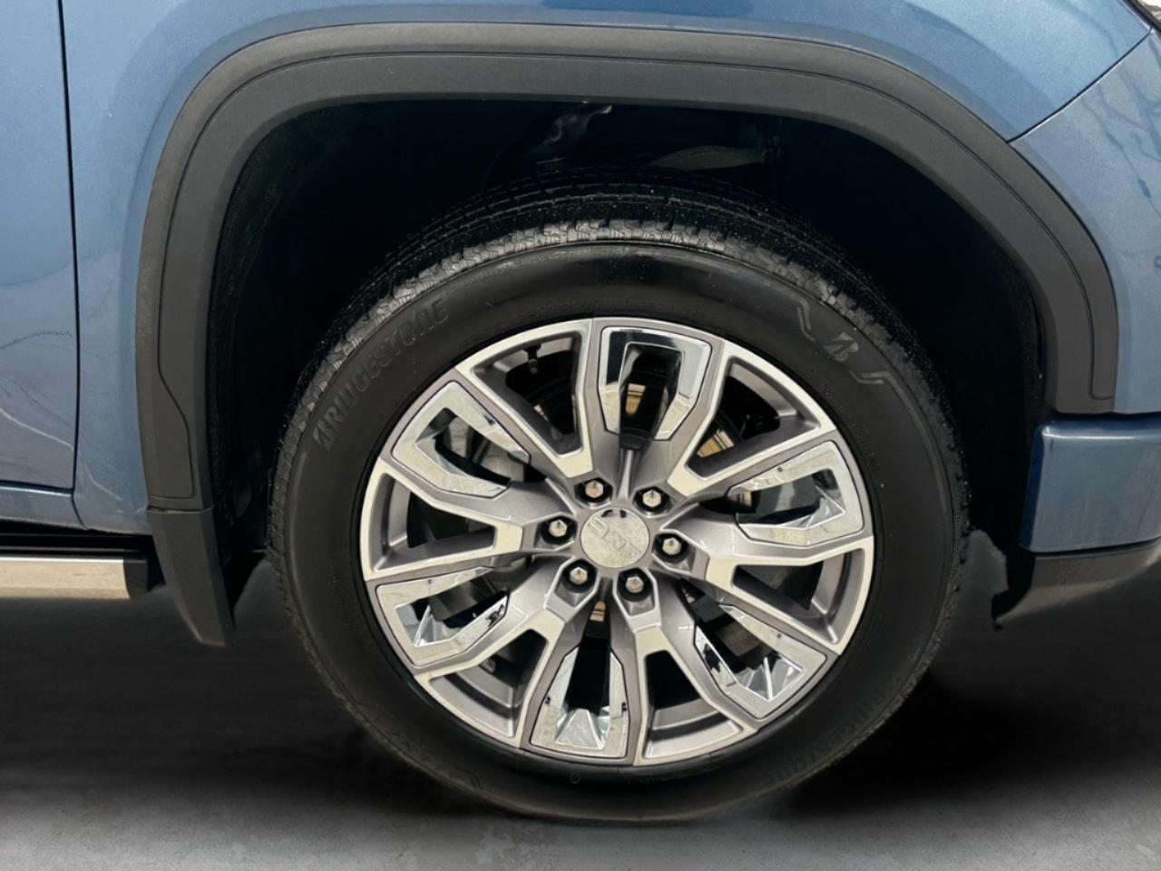 GMC Sierra 1500 4WD Crew Cab 147" Denali 2024