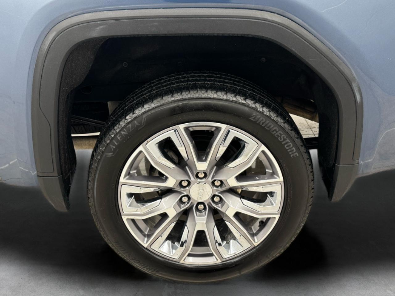 GMC Sierra 1500 4WD Crew Cab 147" Denali 2024