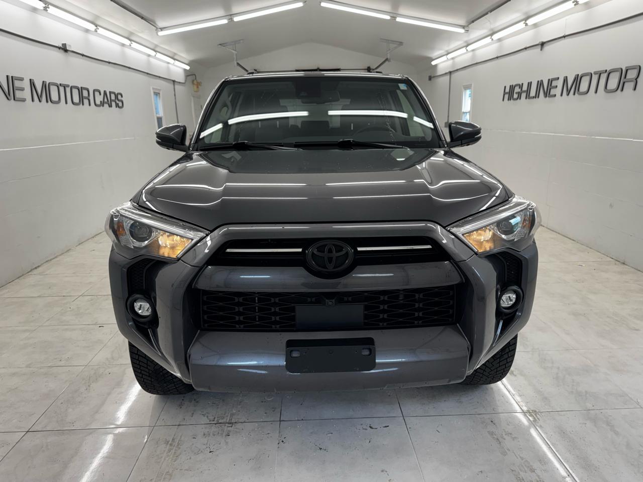 Toyota 4Runner SR5 Premium 4WD (Natl) 2023