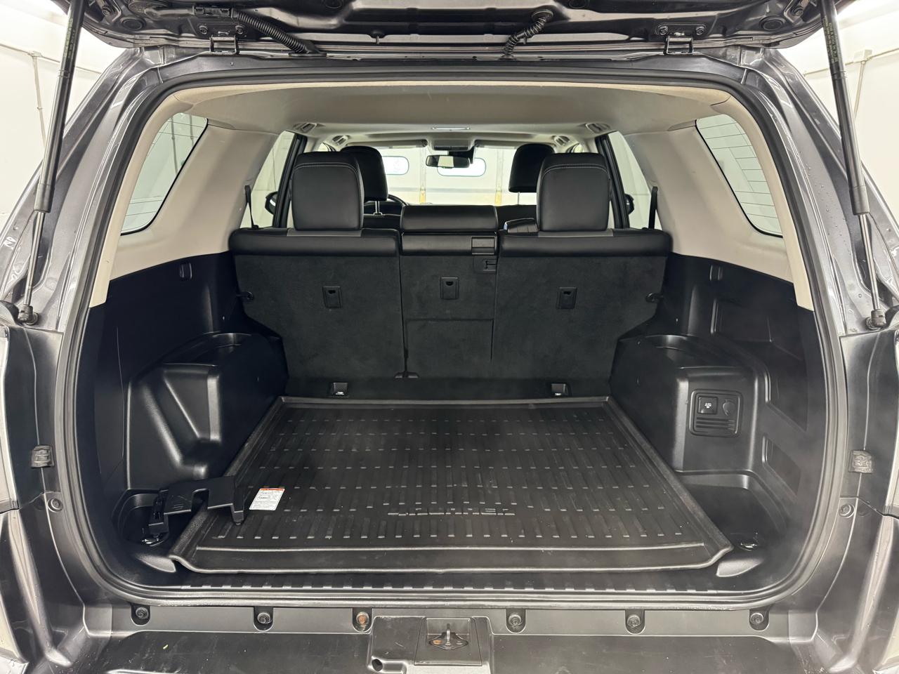 Toyota 4Runner SR5 Premium 4WD (Natl) 2023