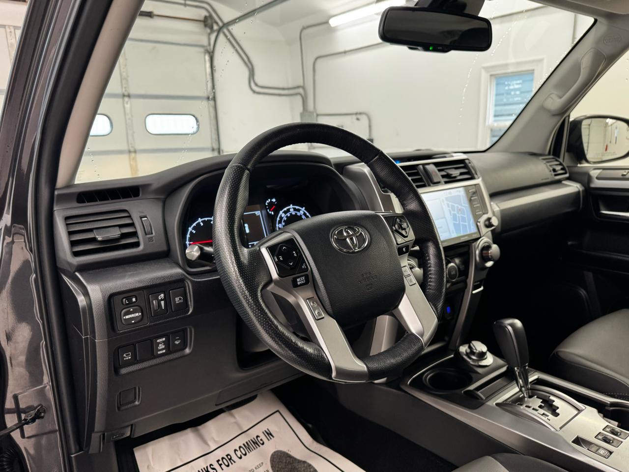 Toyota 4Runner SR5 Premium 4WD (Natl) 2023
