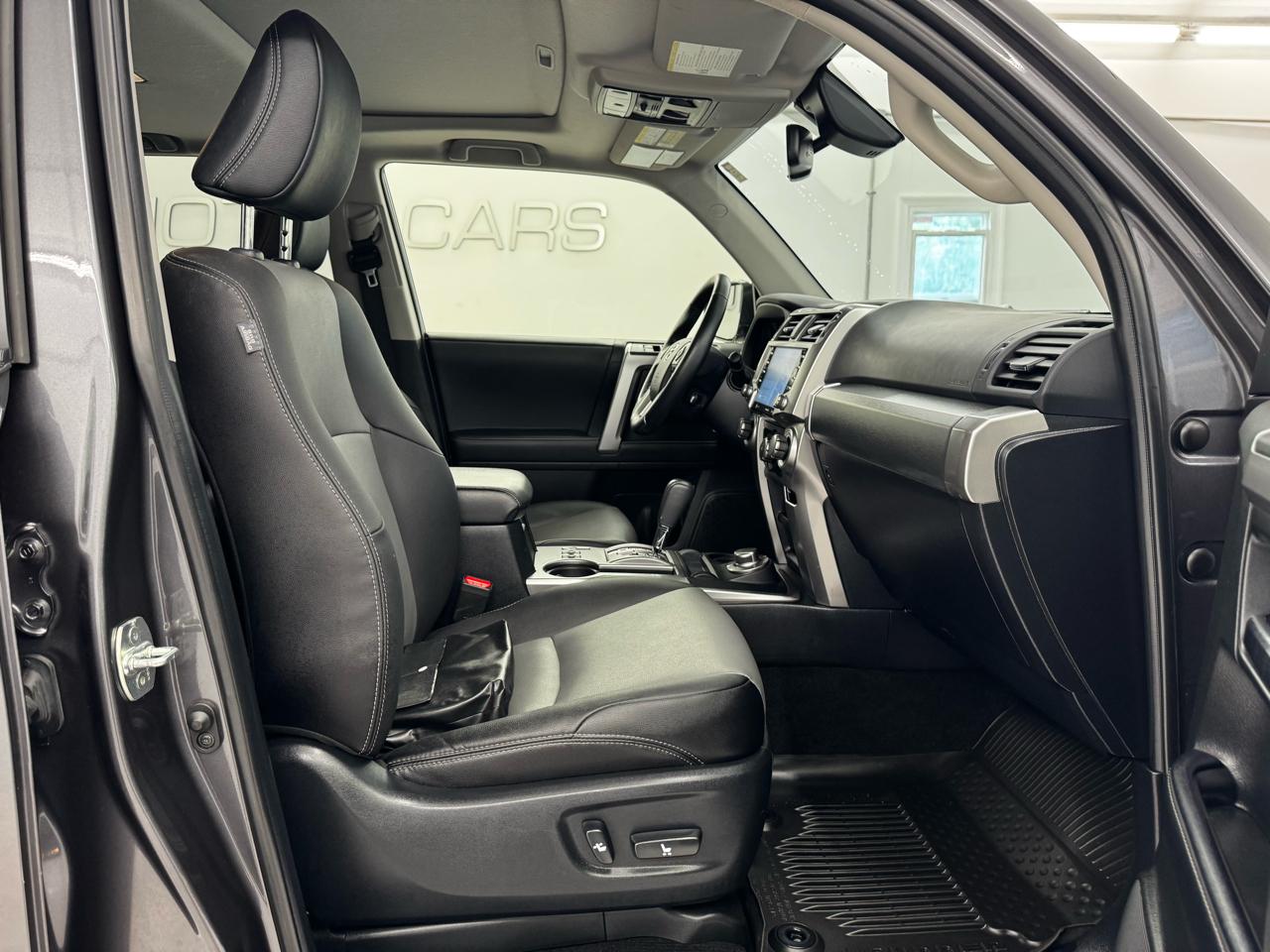 Toyota 4Runner SR5 Premium 4WD (Natl) 2023