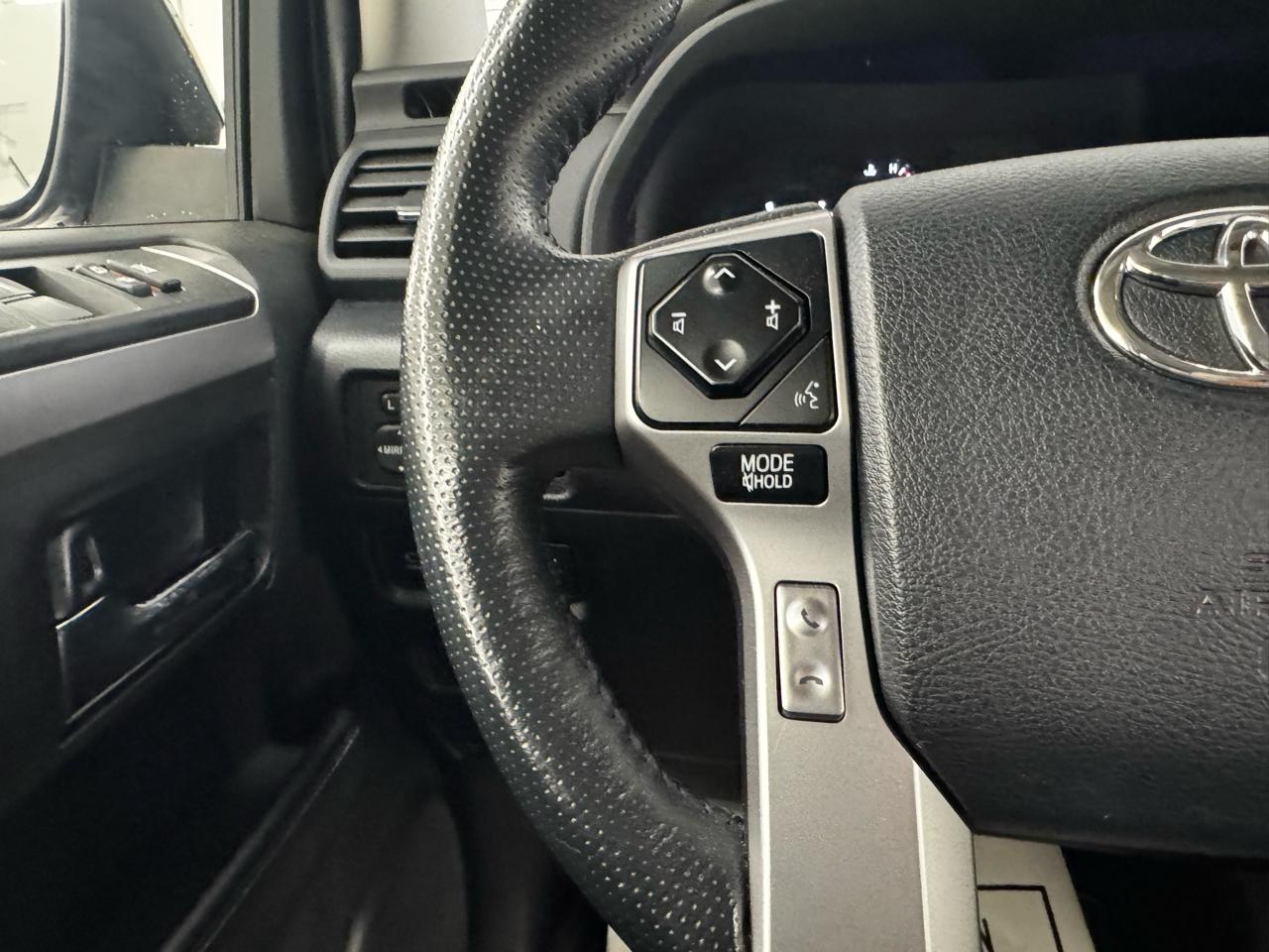 Toyota 4Runner SR5 Premium 4WD (Natl) 2023