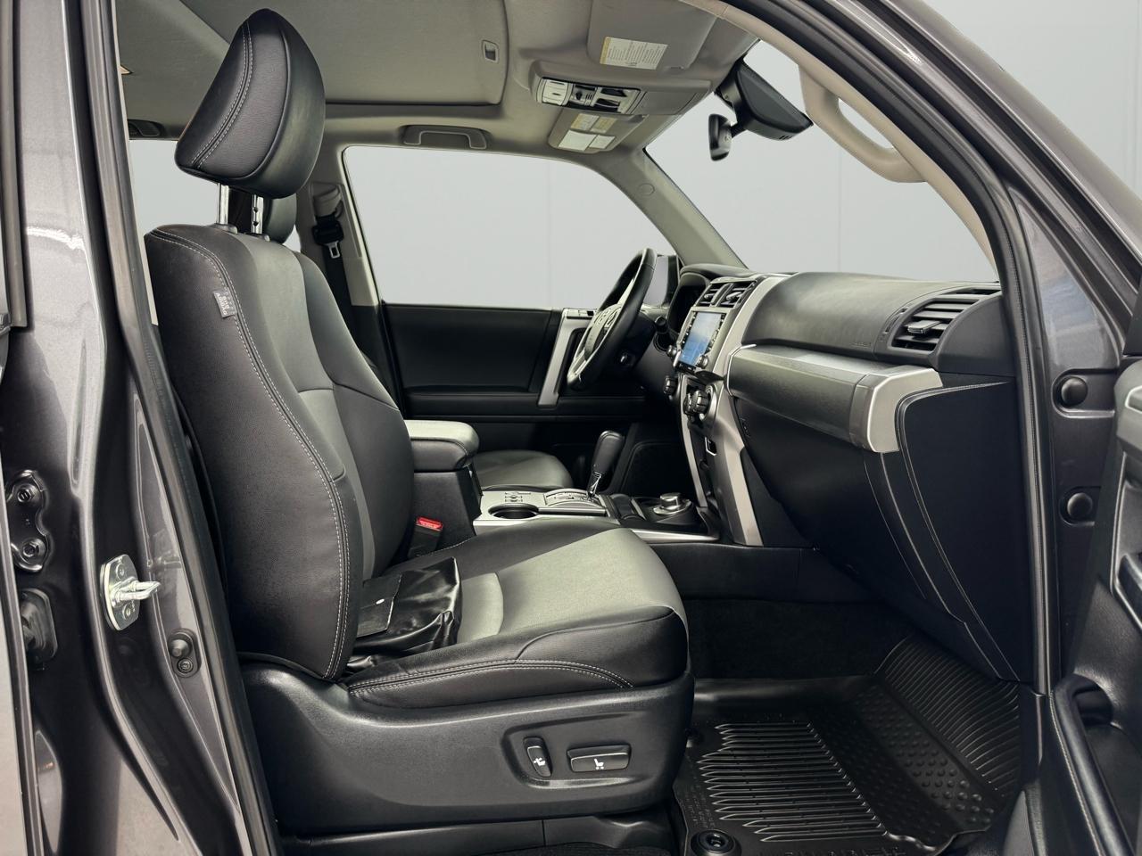 Toyota 4Runner SR5 Premium 4WD (Natl) 2023